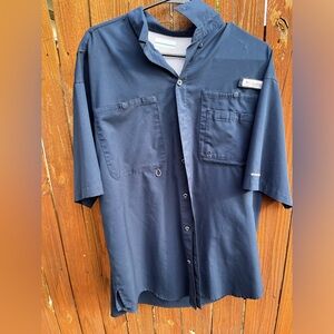 Men’s PFG button down